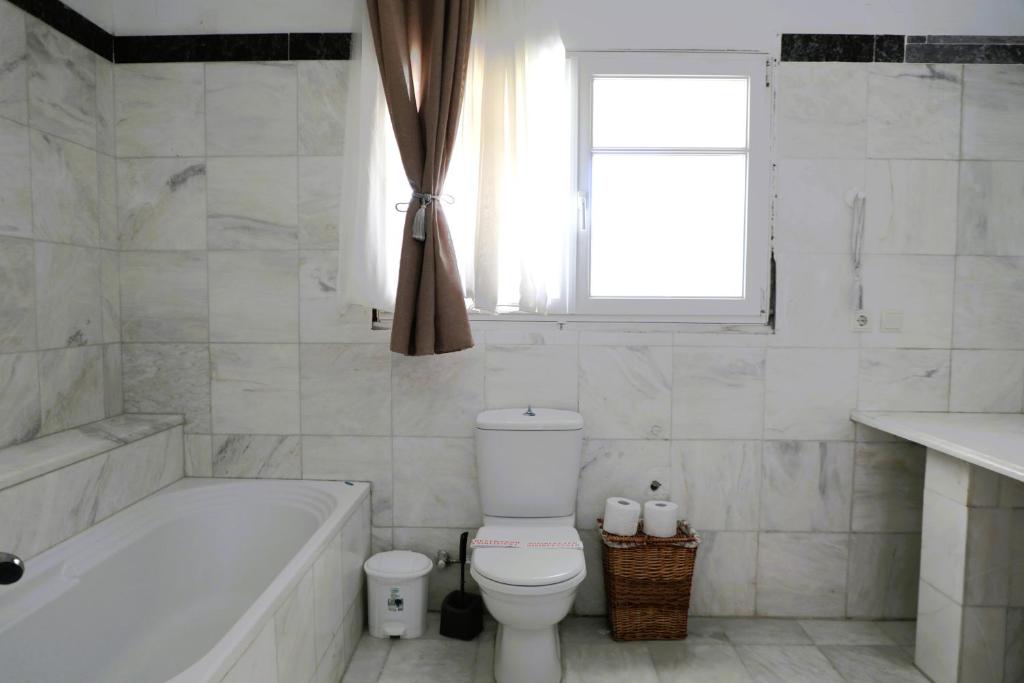 Bathroom 1 at Akobara Villa